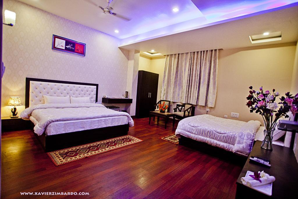Vrindāvan Hotel Krishna International חדר תמונה
