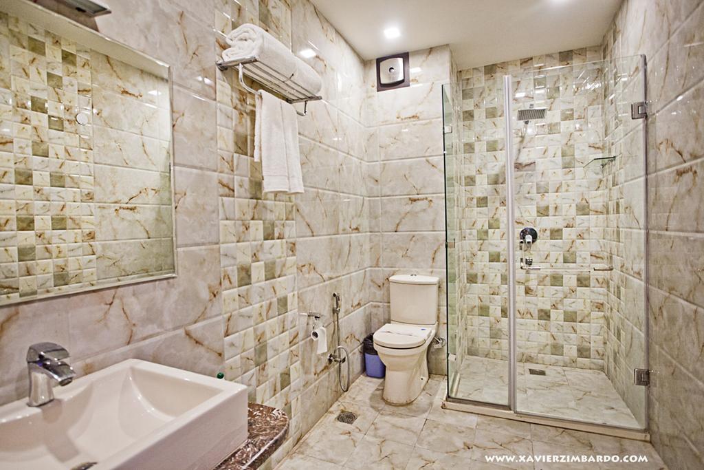 Vrindāvan Hotel Krishna International מראה חיצוני תמונה