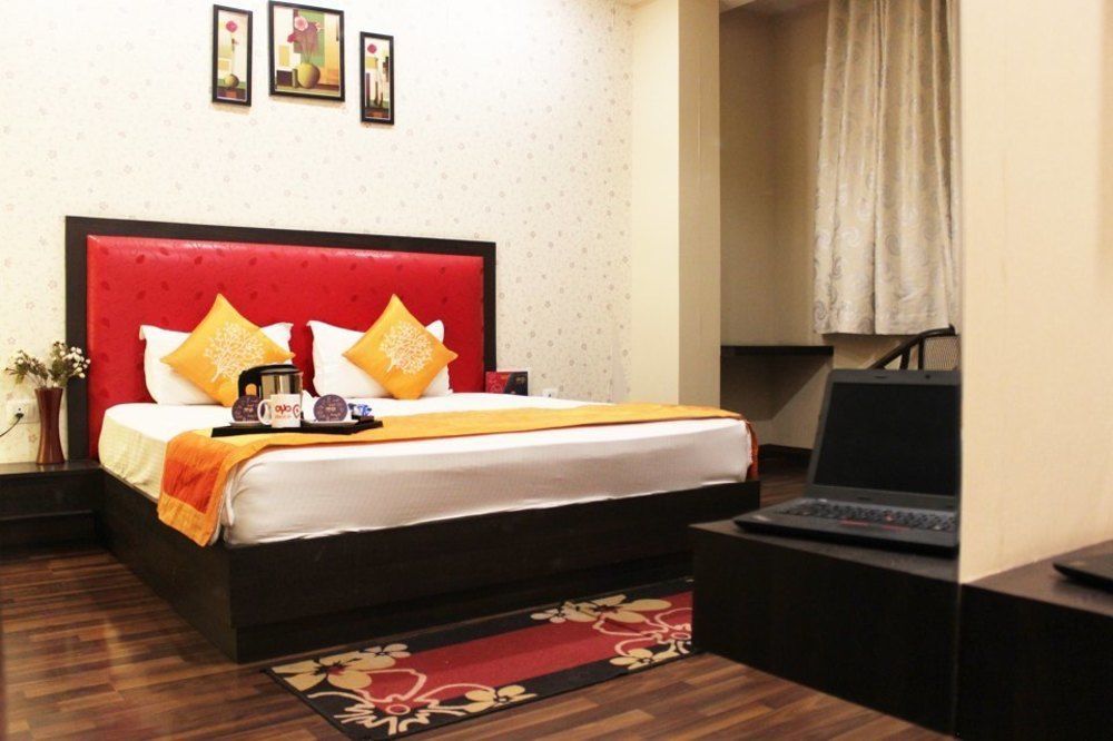 Vrindāvan Hotel Krishna International מראה חיצוני תמונה