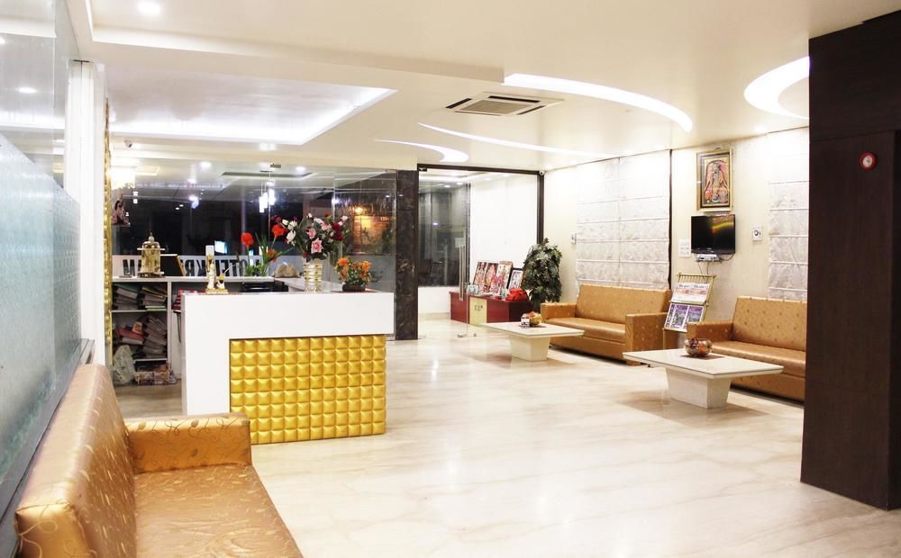 Vrindāvan Hotel Krishna International מראה חיצוני תמונה