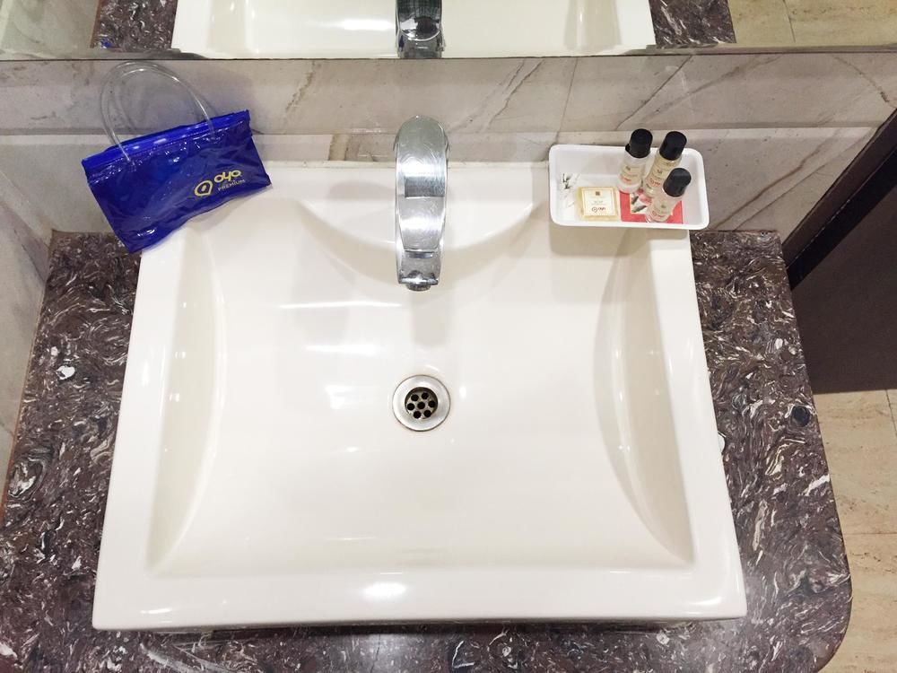 Vrindāvan Hotel Krishna International מראה חיצוני תמונה